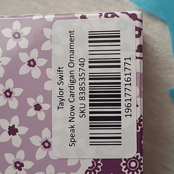 NWT Taylor Swift Speak Now Cardigan Ornament - Picture 2 of 7